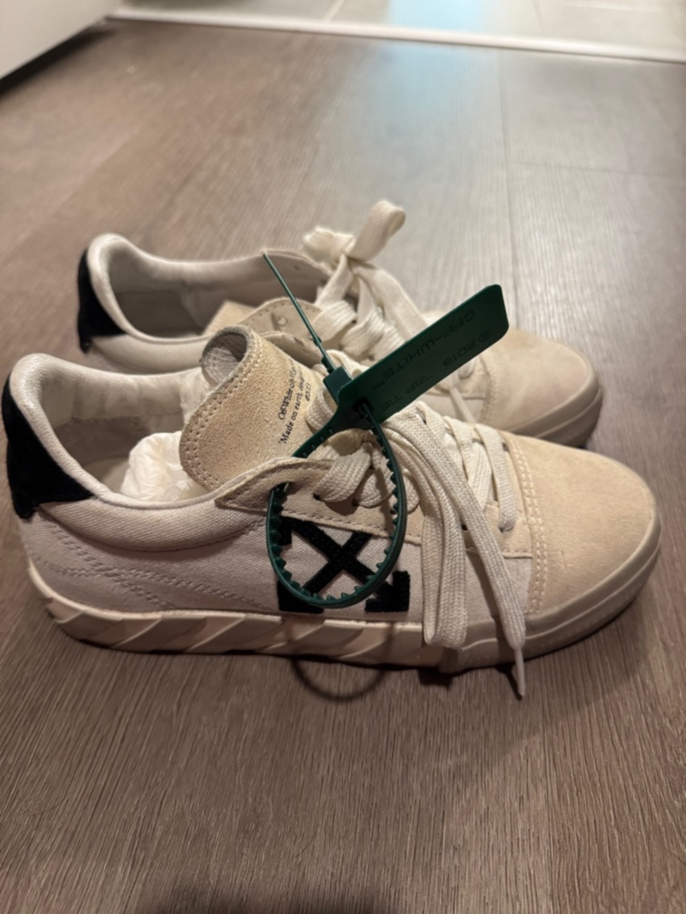 Off-White "THIS/THAT" White and Black Low-Top Sneakers